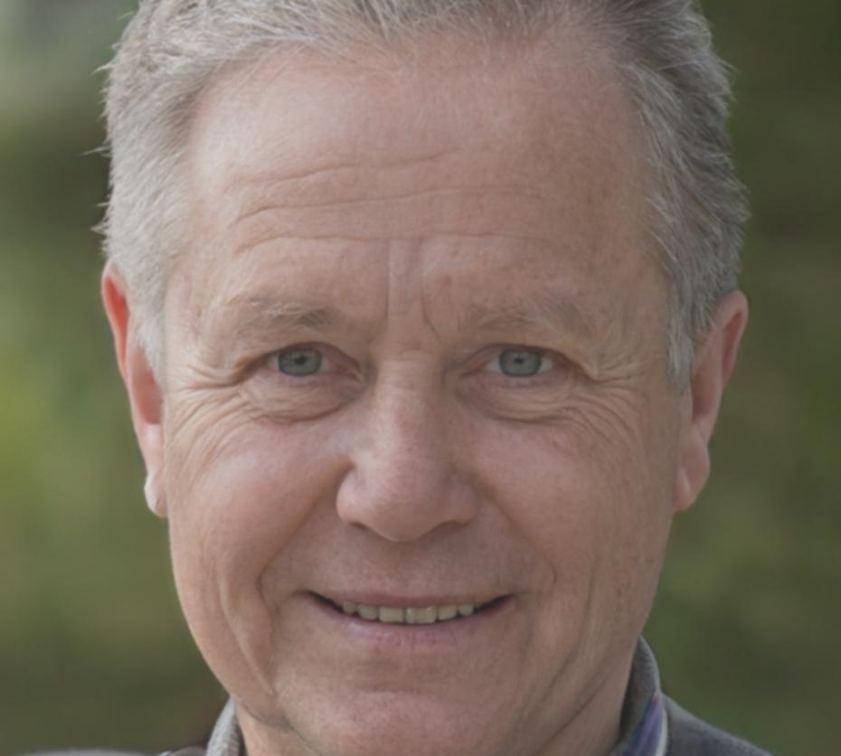 Tillmann Bröker, Leiter Bildungsprogramme bei carivalonthes